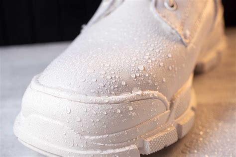 best shoe protector spray for white canvas shoes|best waterproofing spray for sneakers.